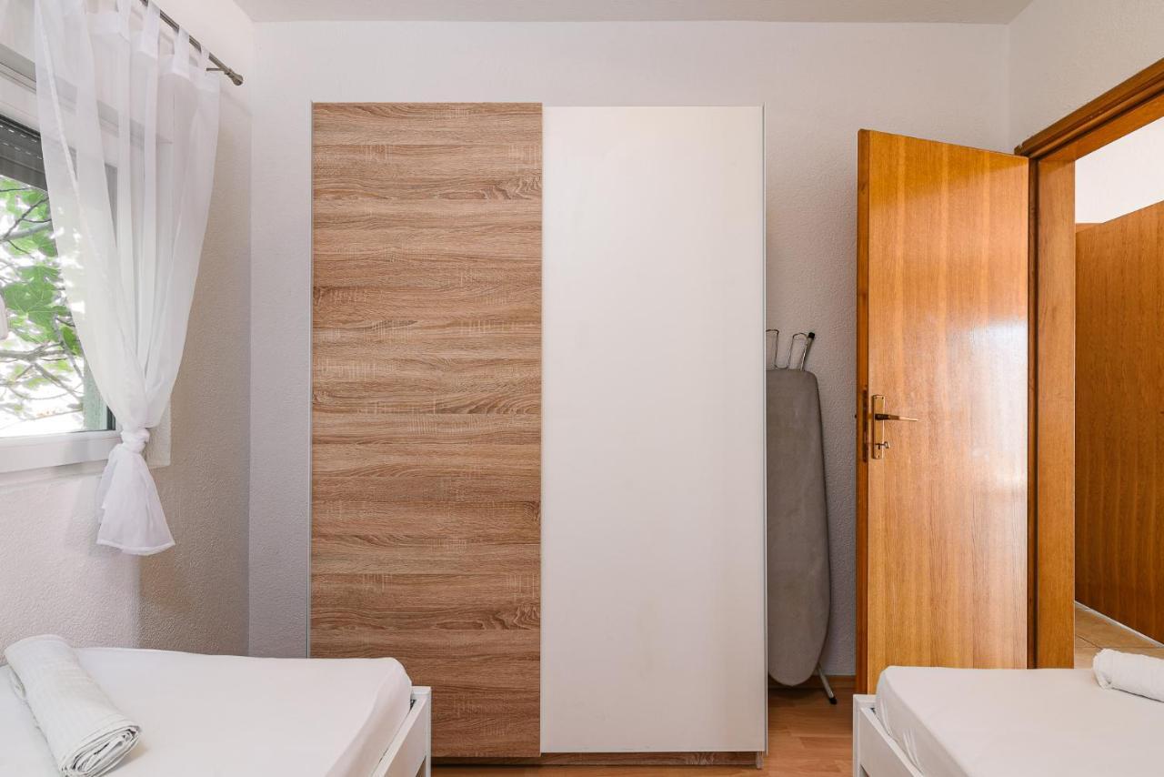Apartment Planikovica トロギール エクステリア 写真