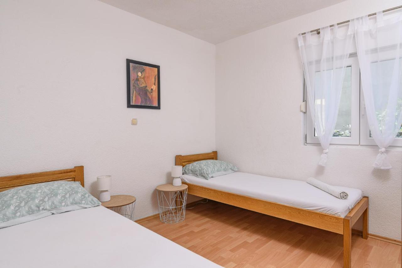 Apartment Planikovica トロギール エクステリア 写真