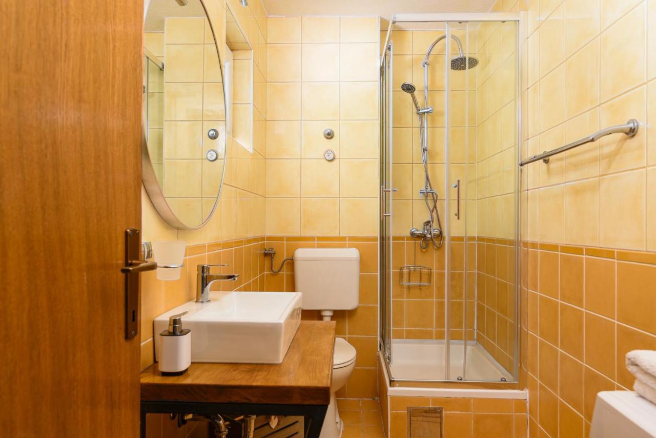 Apartment Planikovica トロギール エクステリア 写真