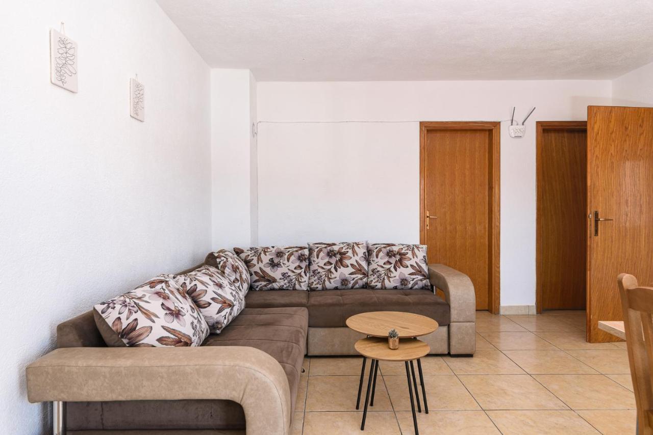 Apartment Planikovica トロギール エクステリア 写真