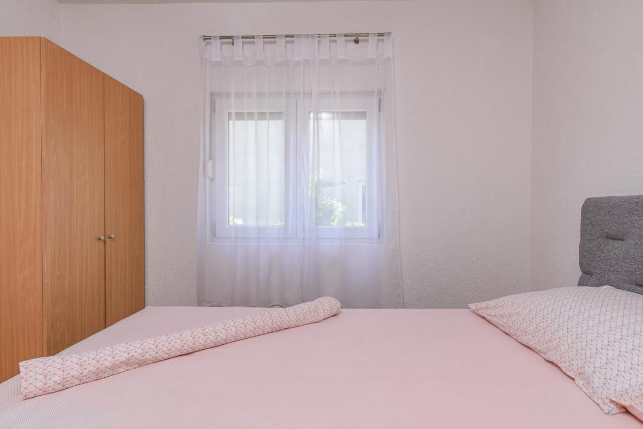Apartment Planikovica トロギール エクステリア 写真