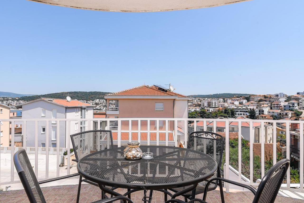 Apartment Planikovica トロギール エクステリア 写真