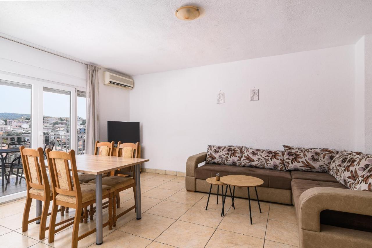 Apartment Planikovica トロギール エクステリア 写真